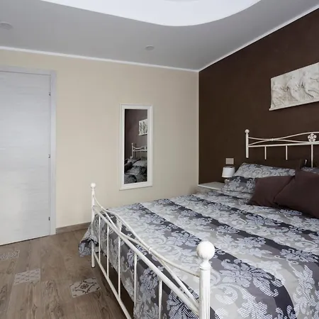 Elga'S Apartment - Your Charming Stay On Lake Orta Pettenasco Exterior foto